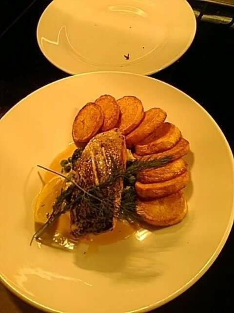 The Swan @ Stoford Hotel Exterior photo A prepared dish of the fish