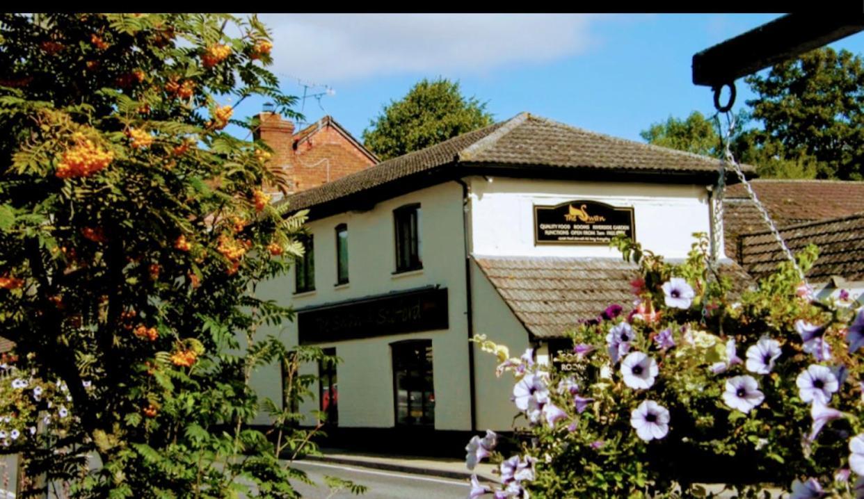 The Swan @ Stoford Hotel Exterior photo The Old Post Office, Great Haywood